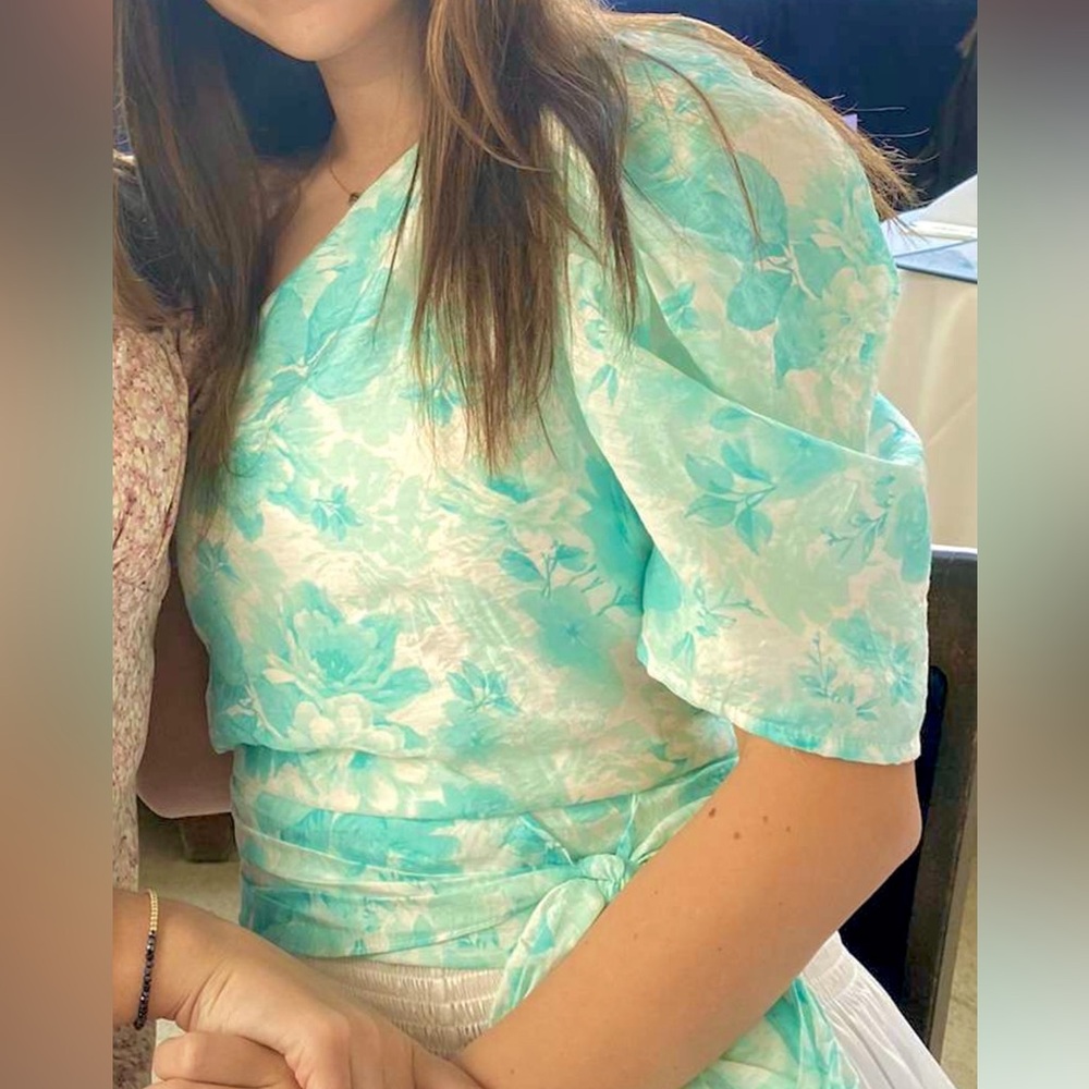 DO+BE teal floral one shoulder top